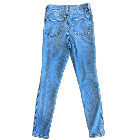 Old Navy Rockstar Super Skinny 360 Stretch Extra High-Rise Jeans - Size 6 - Picture 3 of 7